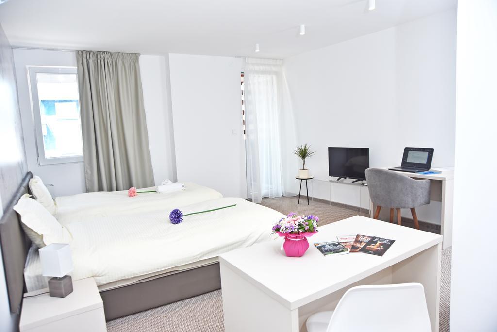 Kozle City Apartments Escópia Quarto foto