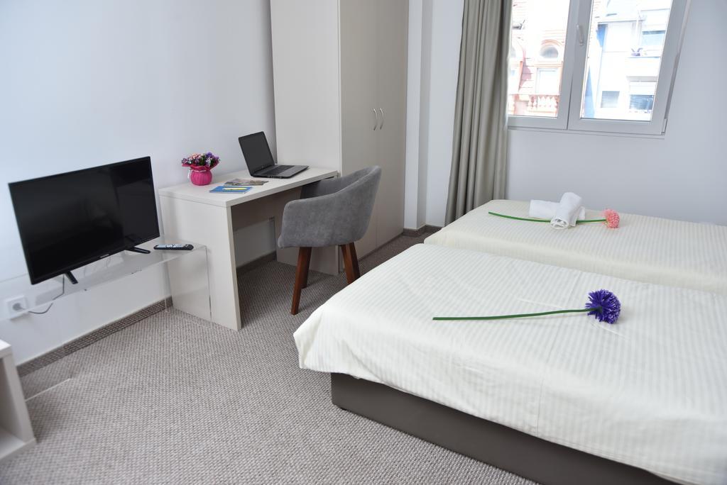 Kozle City Apartments Escópia Quarto foto