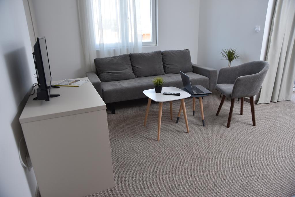 Kozle City Apartments Escópia Quarto foto
