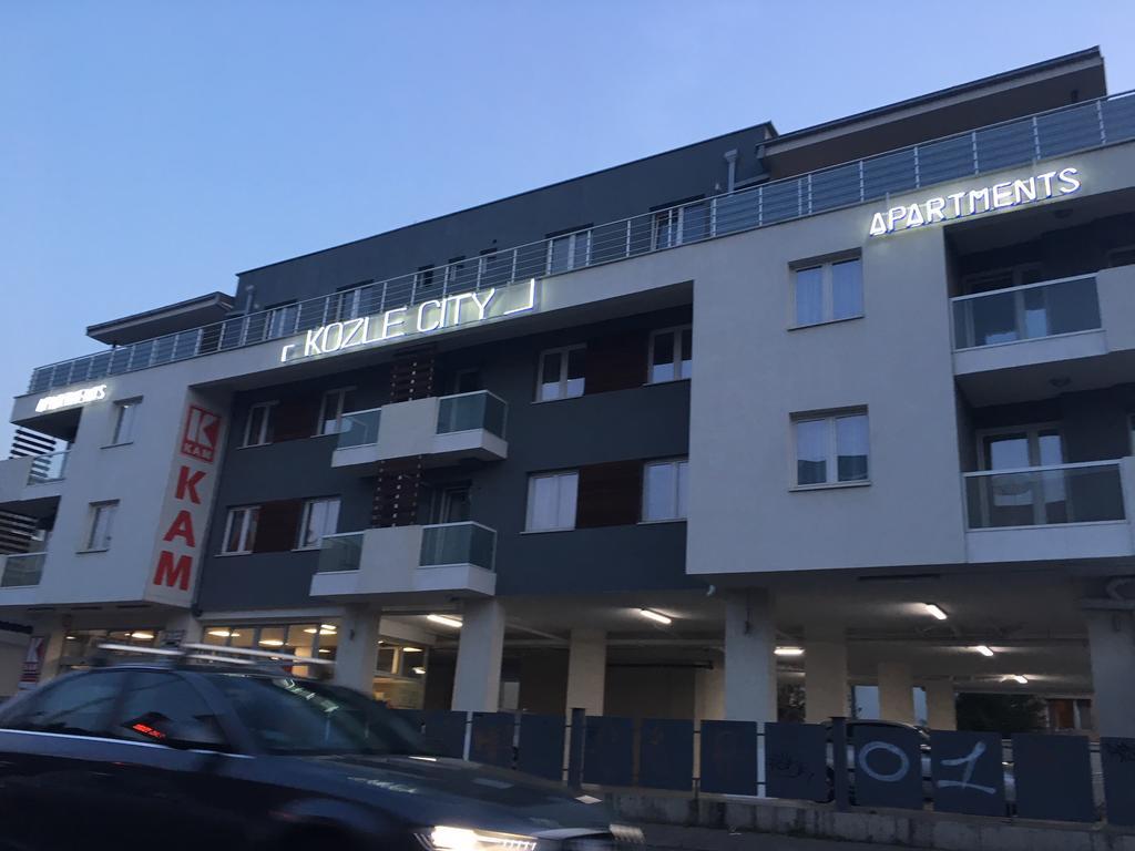 Kozle City Apartments Escópia Exterior foto